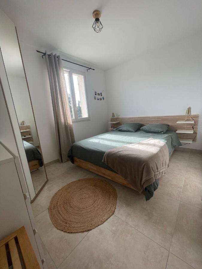 Le Lourmarinois Apartment Bagian luar foto
